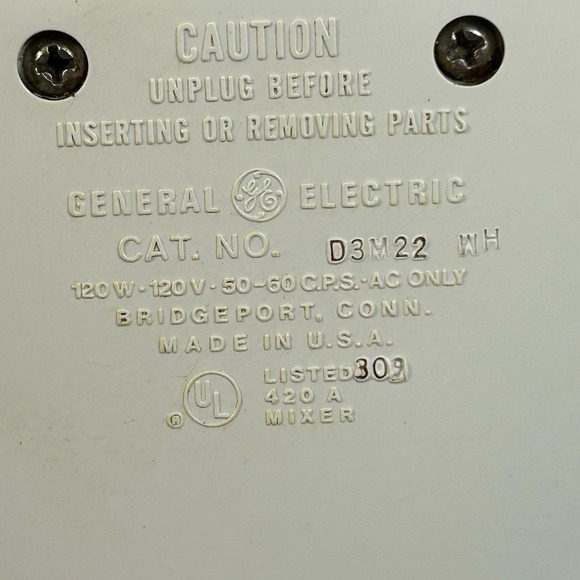 Vintage General Electric Hand Mixer D3M22 WH USA Tested Works Retro Brown Panel - Picture 5 of 7